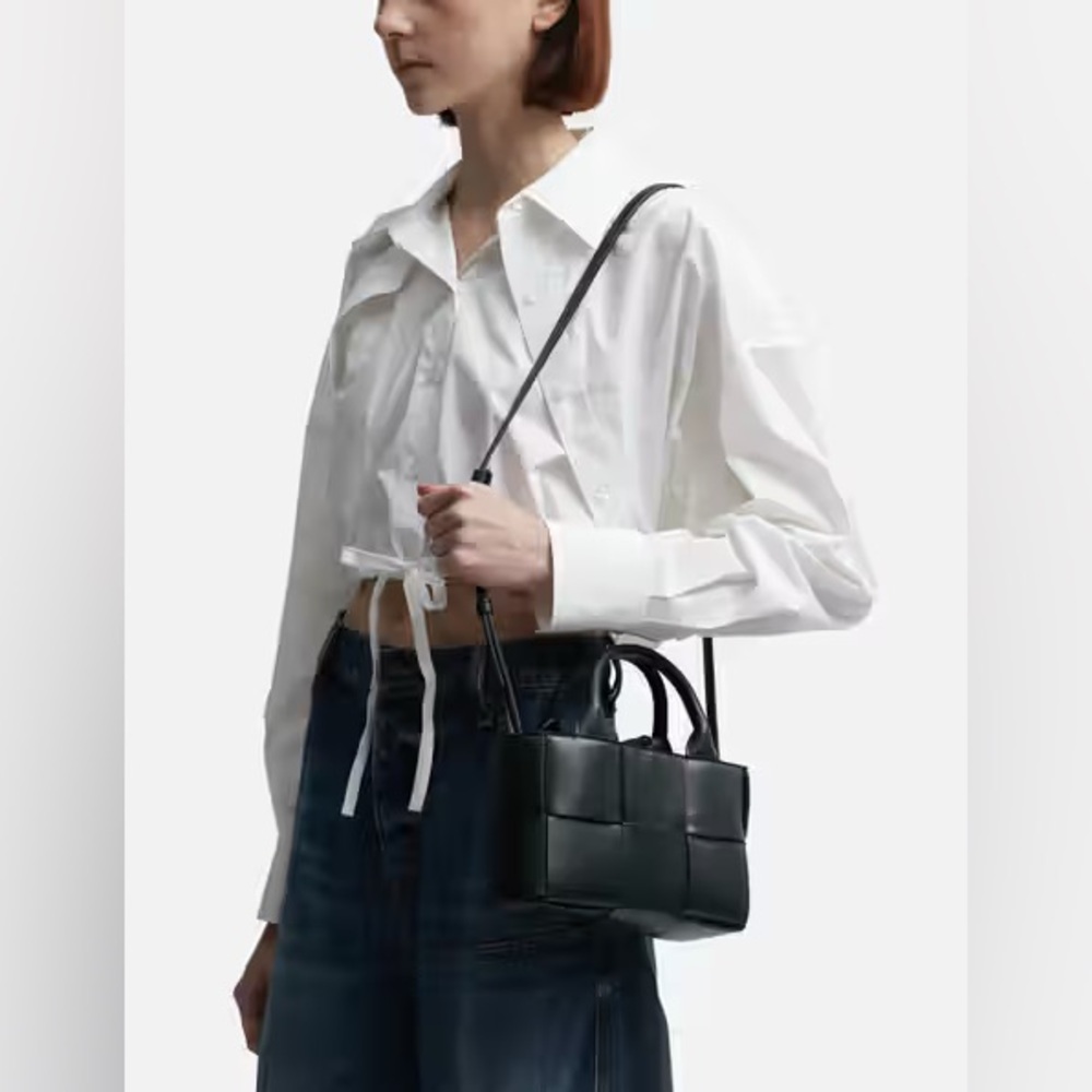 BOTTEGA VENETA Black Candy Arco Tote in Black New with Tags! - Picture 5 of 11